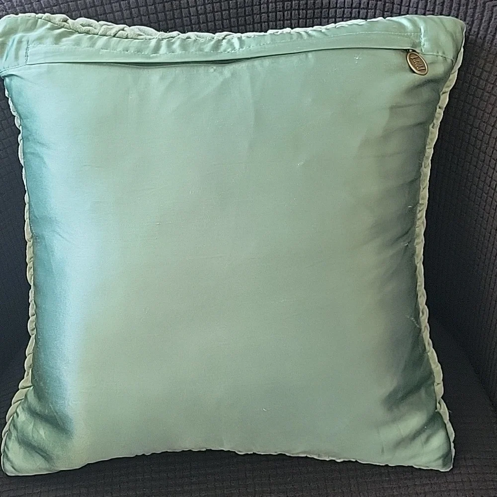 Pier 1 pier 16x16